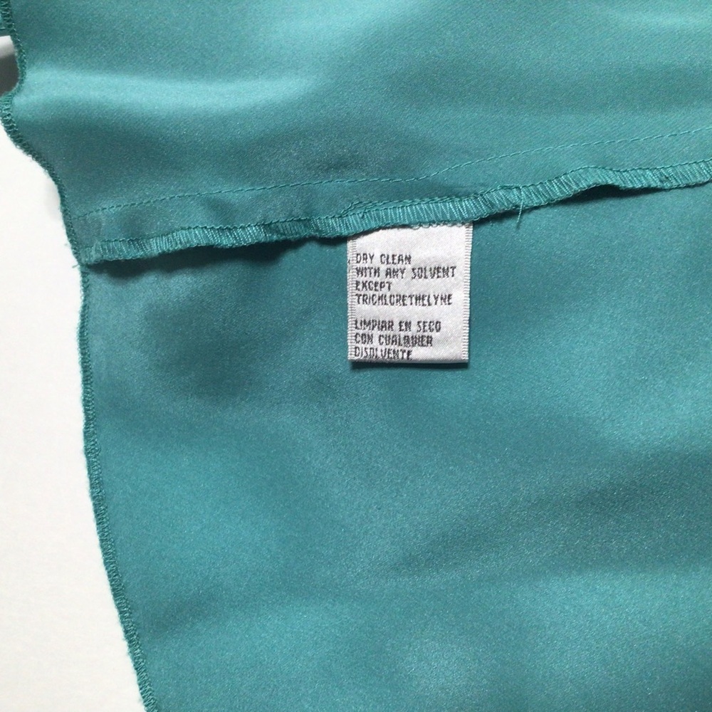 Elegant Teal Silk Sleeveless Top Size 12 Nine West - Picture 7 of 7